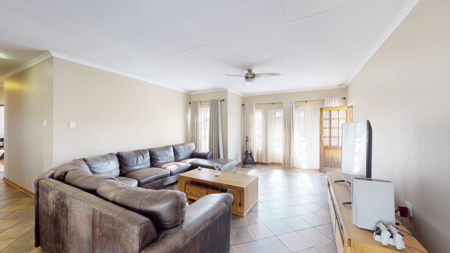 3 Bedroom Property for Sale in Grimbeeck Park North West